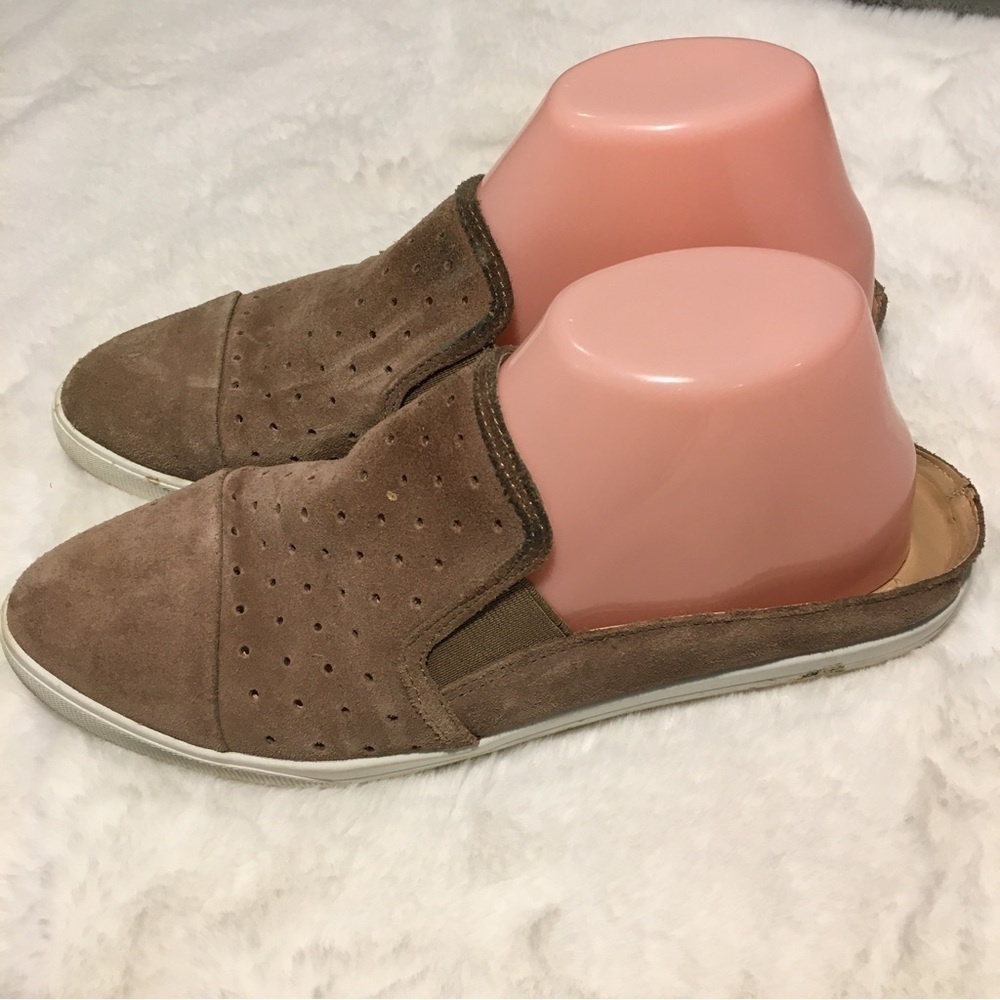 BCBGeneration Shoes Size 8.5M